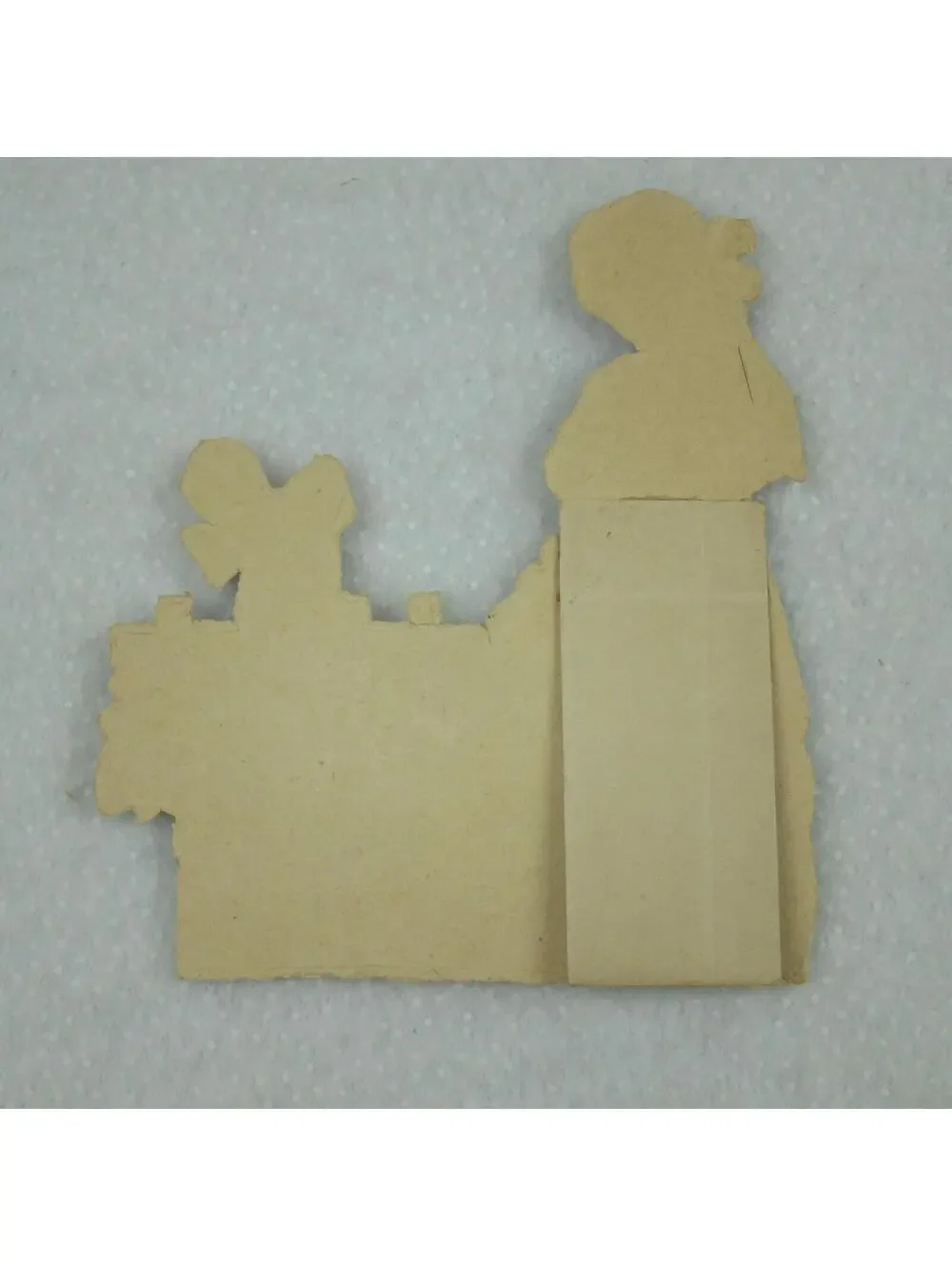 Vintage Valentine Die Cut Stand Up Girl Bonnet & Flower Basket 1920-30s Germany